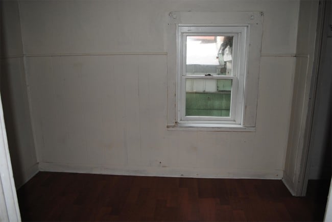 Building Photo - 2114 Niagara St