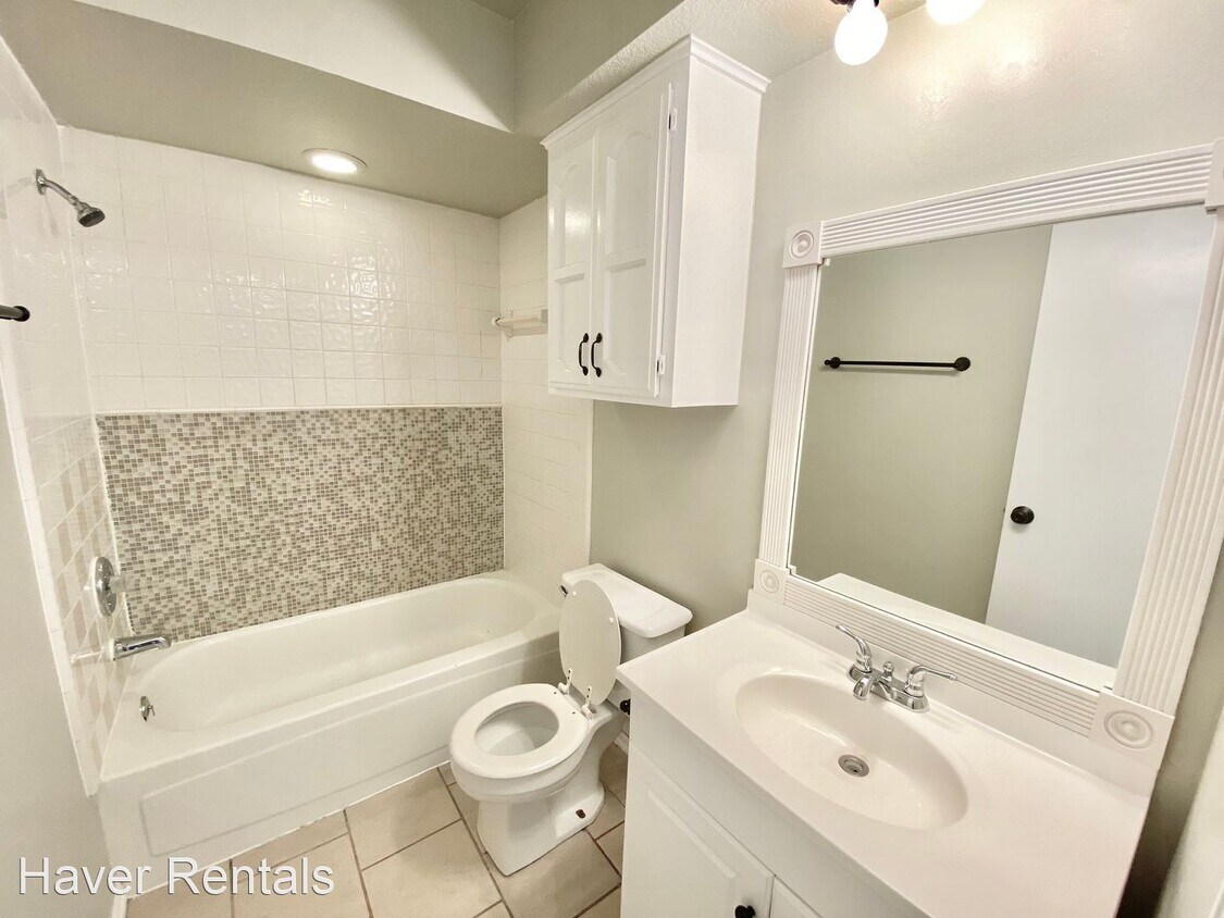 3 br, 2 bath House 14214 S. Poplar Pl. House Rental in Glenpool, OK