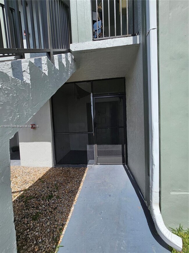 Foto del edificio - 1120 N Franklin Ave