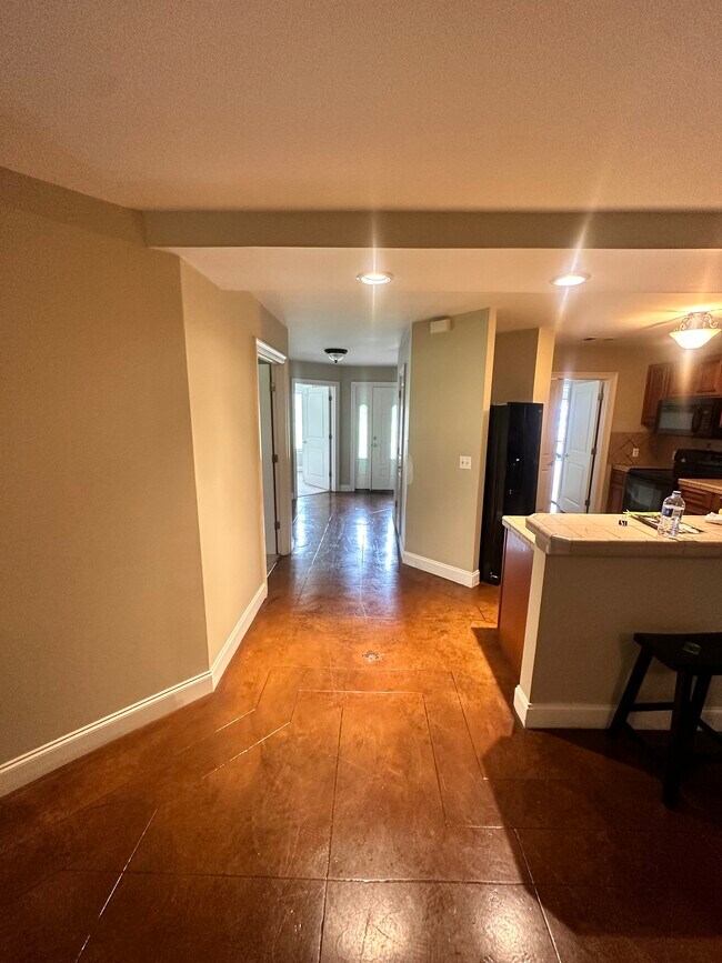 Foto del edificio - 29069 B J Carter Rd