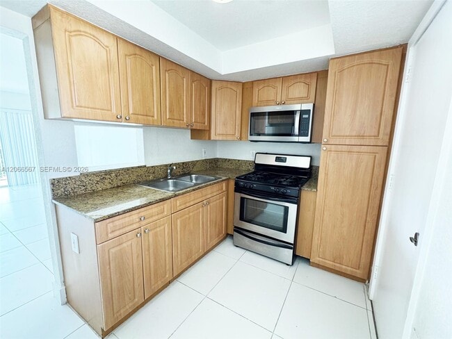 Building Photo - 7701 SW 88th St