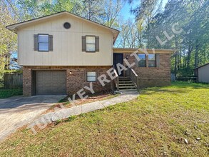 Building Photo - 3113 Cobblestone Dr