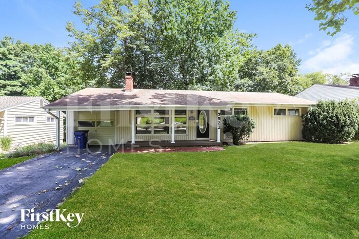 Foto principal - 7923 Maple St