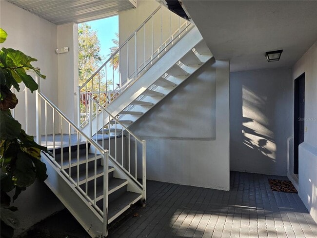 Building Photo - 1105 Clubside Dr