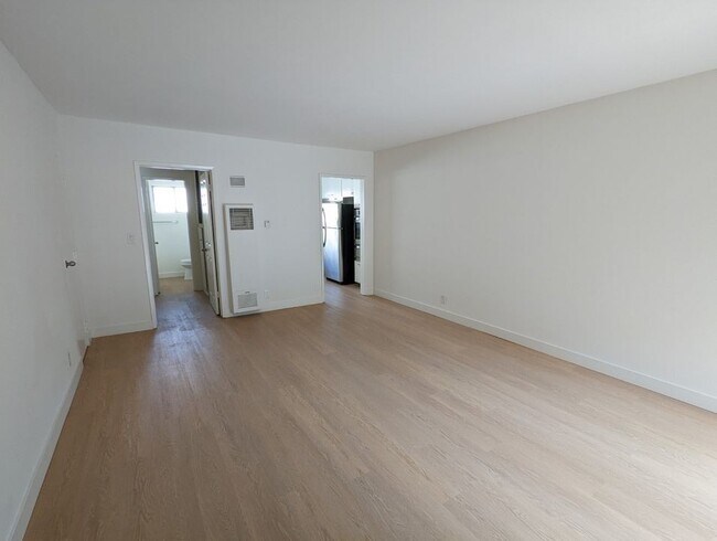 Foto del edificio - 1824 Manning Ave