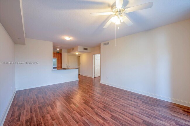 Foto del edificio - 510 NW 84th Ave
