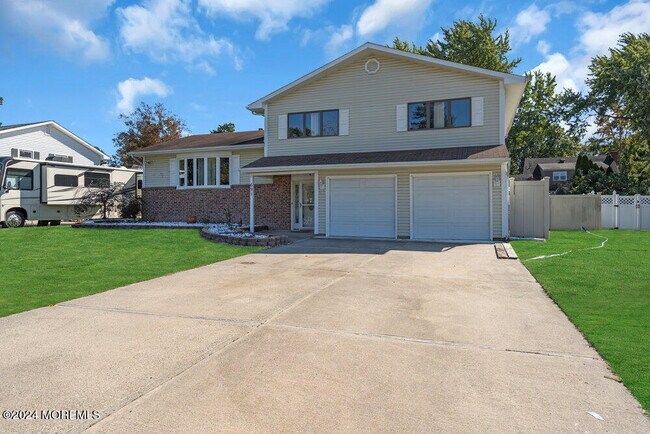 Foto del edificio - 691 Sussex Ct