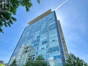 Building Photo - 300-300 Lisgar St