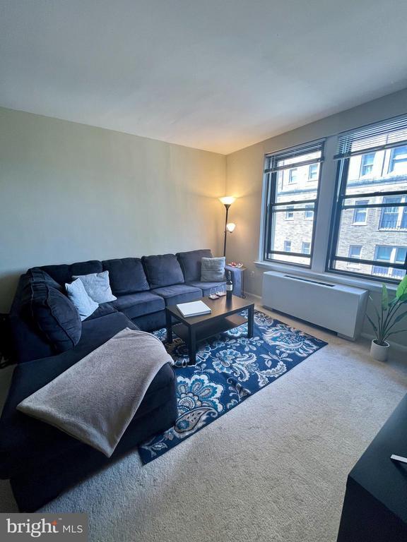Foto del edificio - 135 S 19th St