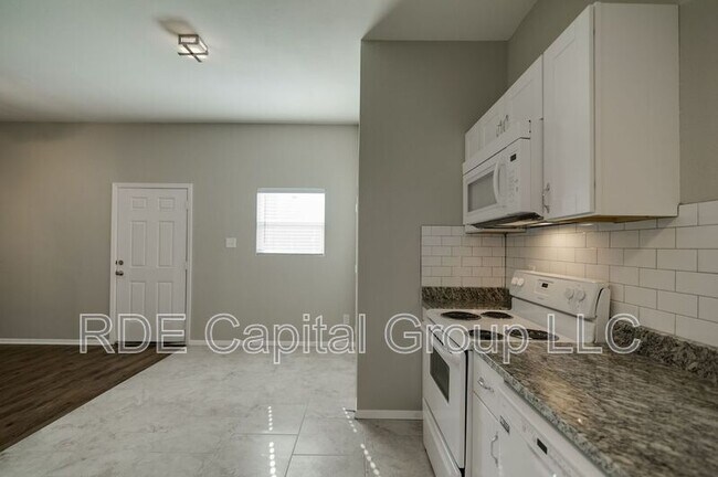 Foto del edificio - 3025 Sappington Pl
