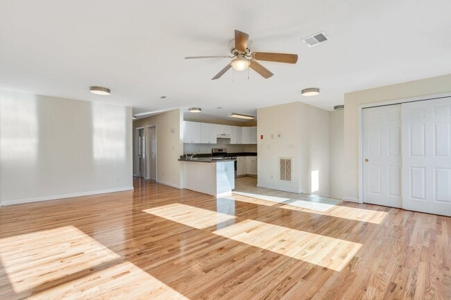 Building Photo - 531b M.L.K. Drive