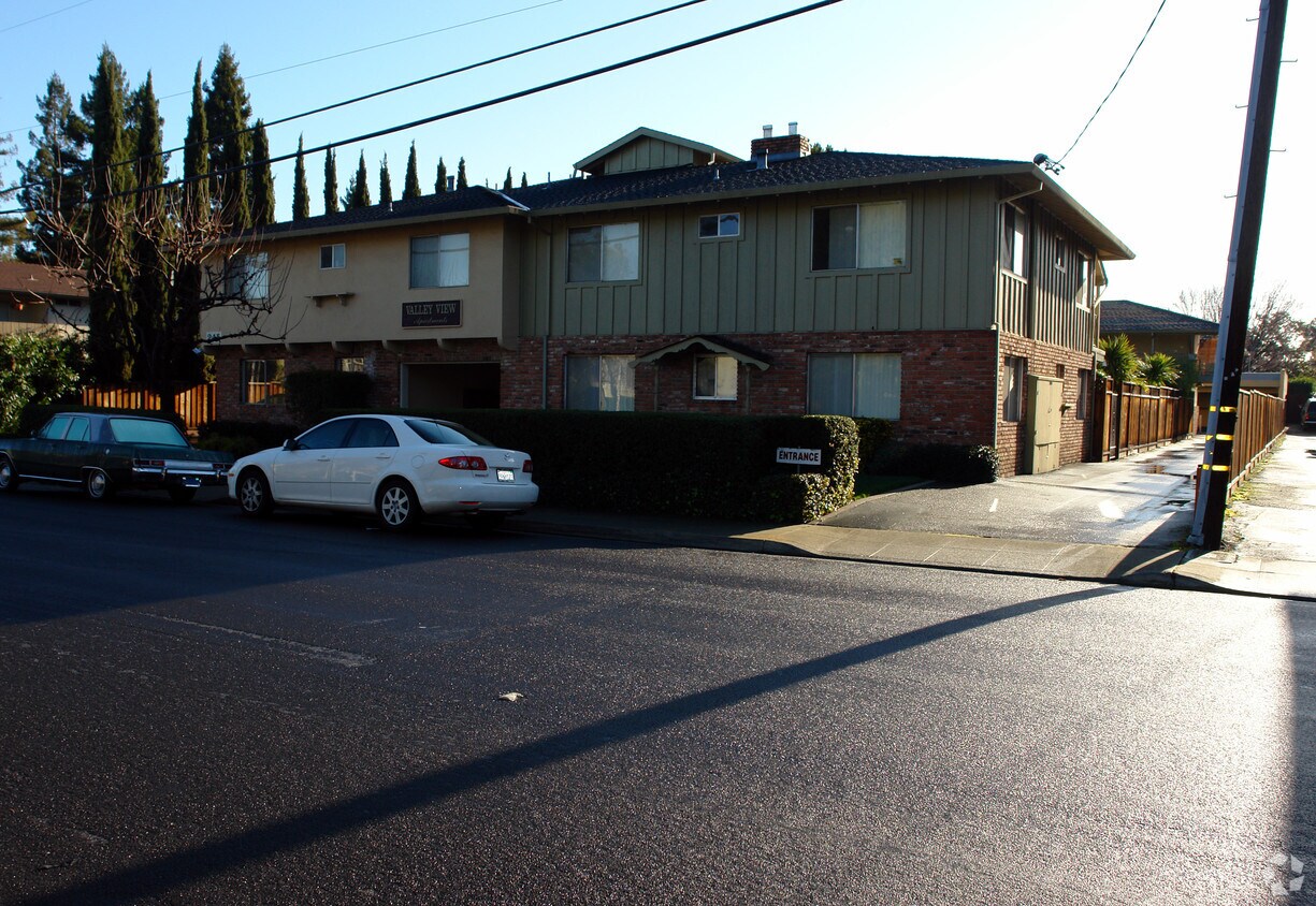 Foto del edificio - 245 Easy Street