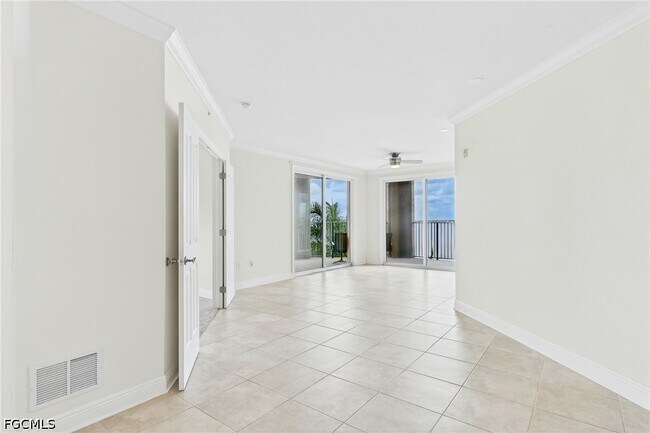Foto del edificio - 2825 Palm Beach Blvd