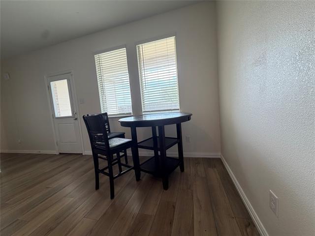 Foto del edificio - 2412 Bold Venture Dr