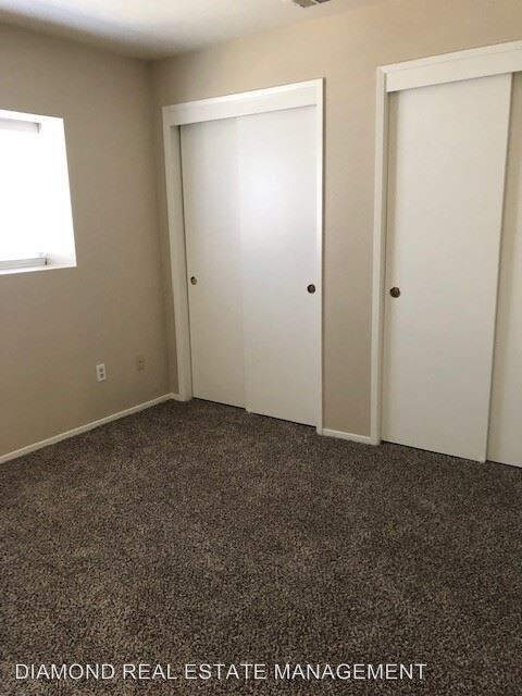 Foto del edificio - 3001 Brookside Dr
