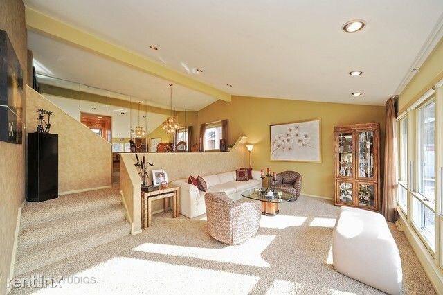 Building Photo - 999 Marvell Ln