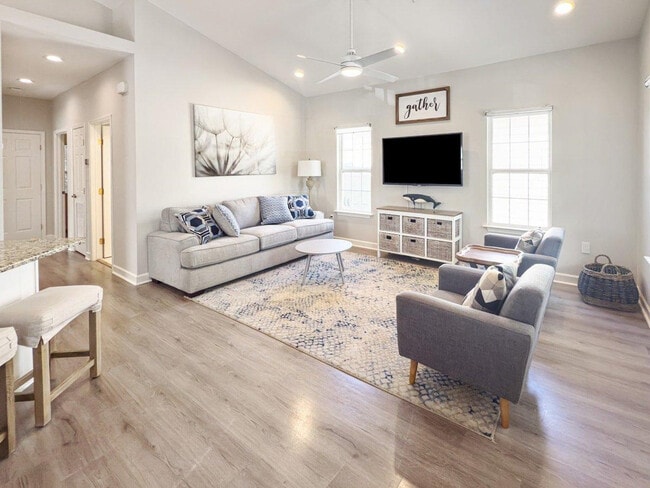 Foto del edificio - 32 Gulf Cove Ct