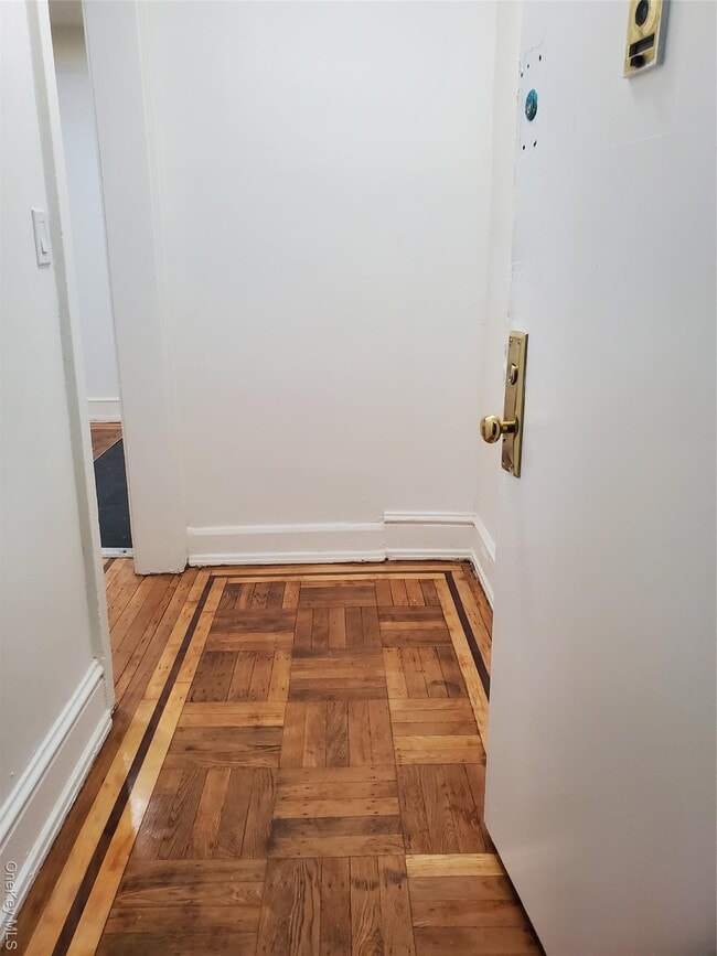 Foto del edificio - 37-50-3786 86th St