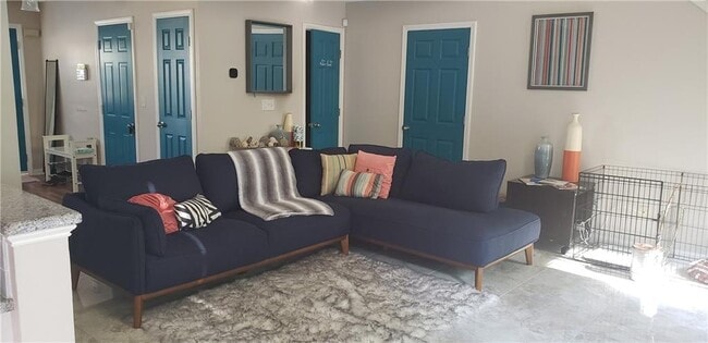Foto del edificio - 10 Regency Rd