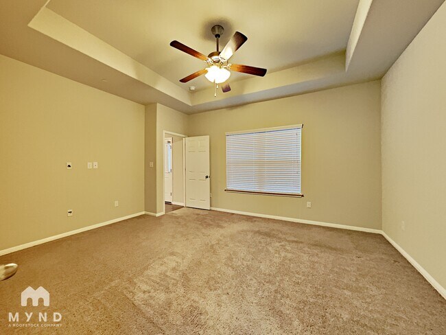 Foto del edificio - 2304 S Lakeline Blvd