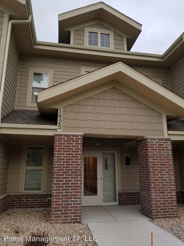 Foto principal - 1825 Opus Ln