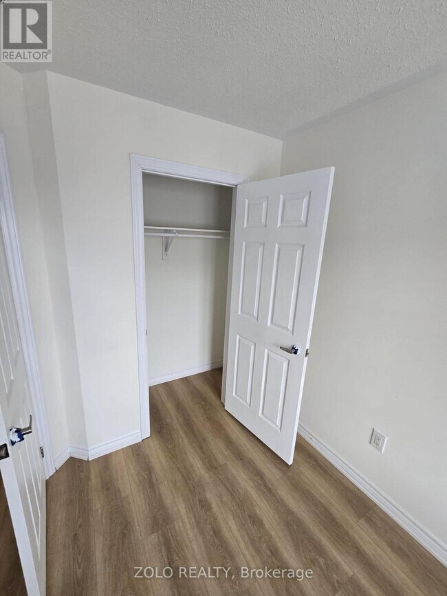 Building Photo - 12 Agava St