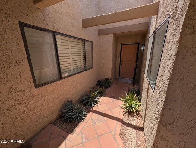 Building Photo - 5650 N 78th Pl
