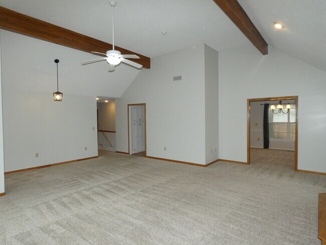 Building Photo - 7500 NW 85th Terrace