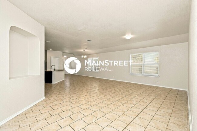 Foto del edificio - 4 Bedroom Pet-Friendly Home in San Antonio, TX with Main Street Renewal