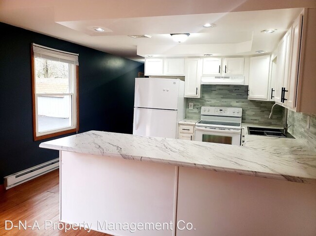 Building Photo - 3 br, 2 bath House - 107 Acorn Lane