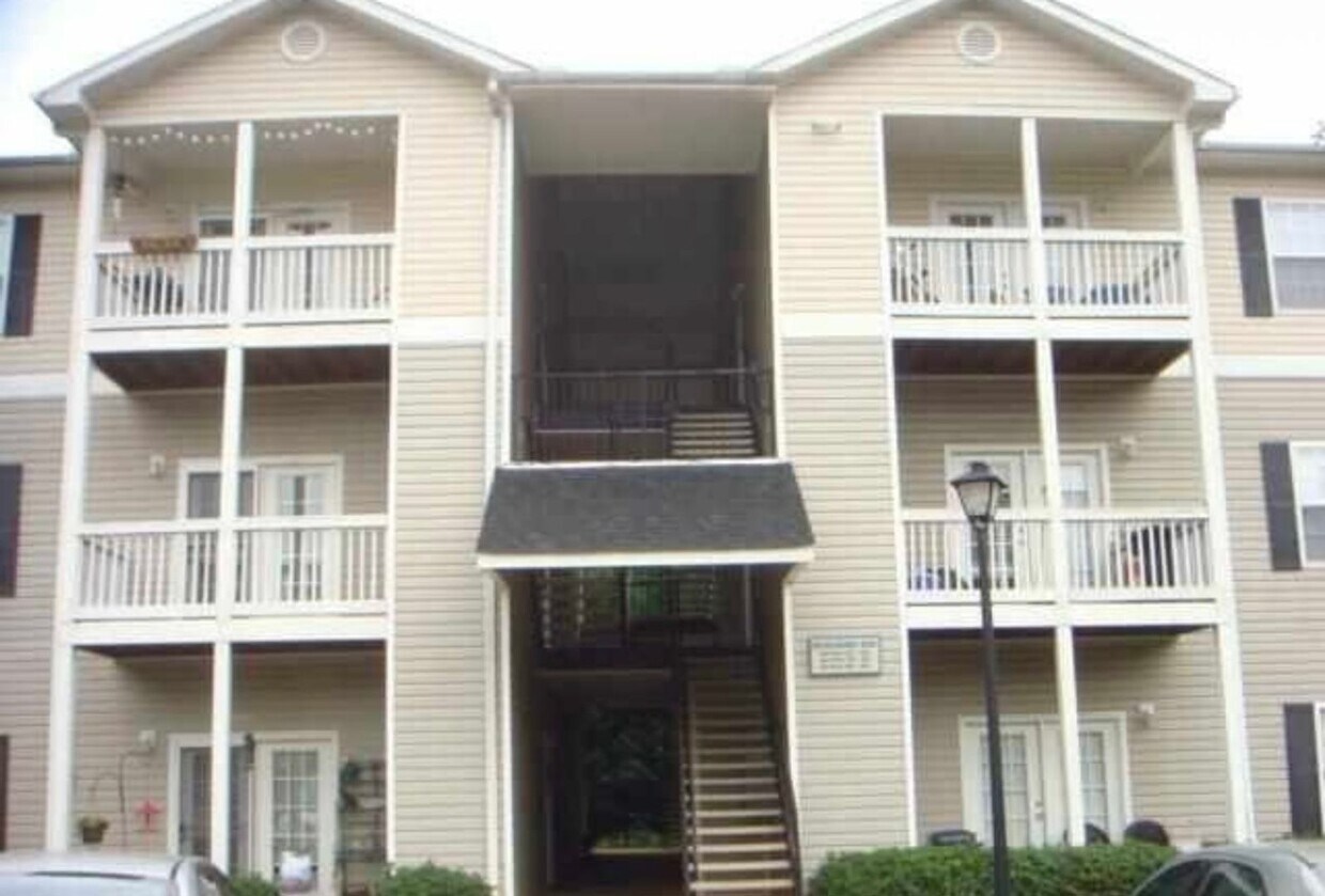 Primary Photo - Great condo