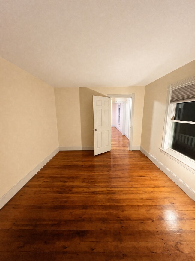 Dormitorio 1 - 12 Jay St