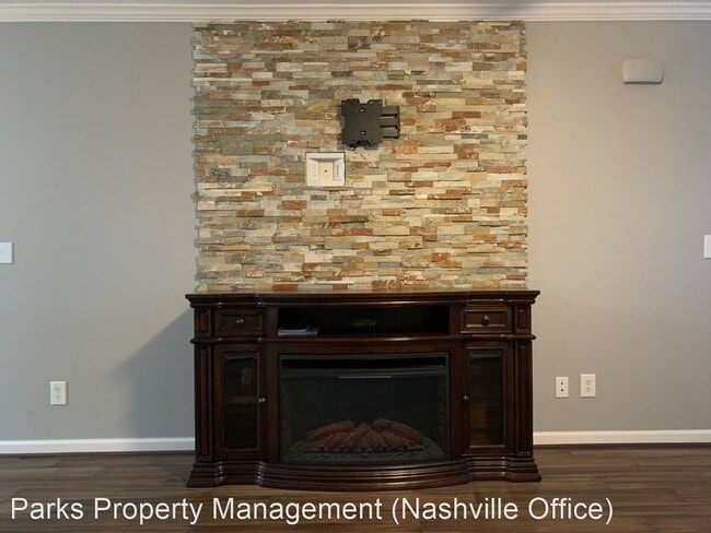Foto del edificio - 3 br, 2 bath House - 622 W End Circle