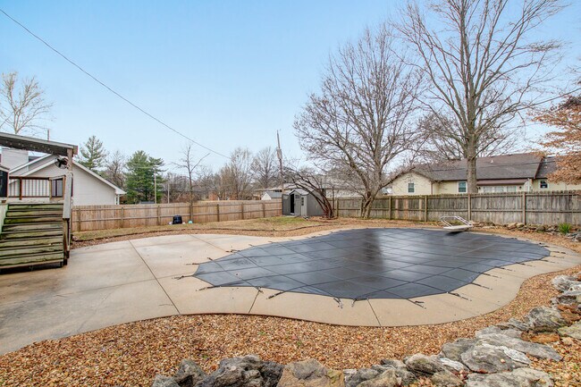 Building Photo - 3901 S Crystal Pl