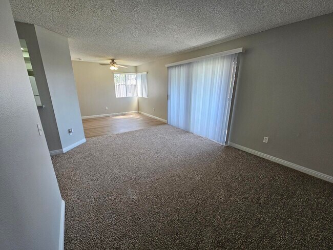 Foto del edificio - Stonewood Apartments