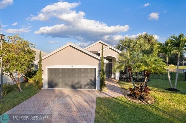 Building Photo - 11124 NW 65th Ct