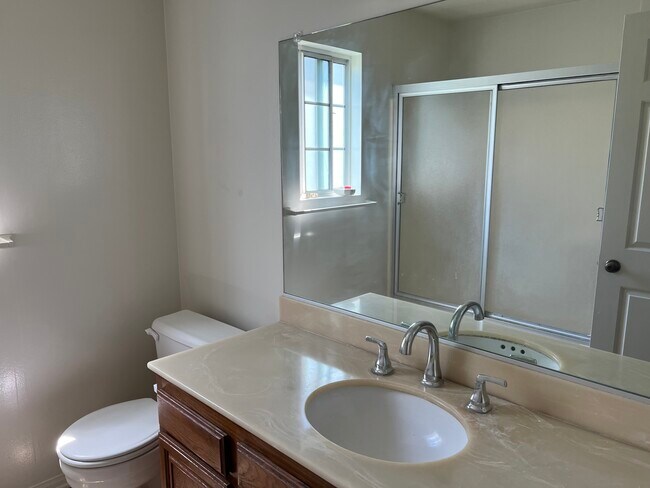 Main Bathroom - 201 W Palm Ave
