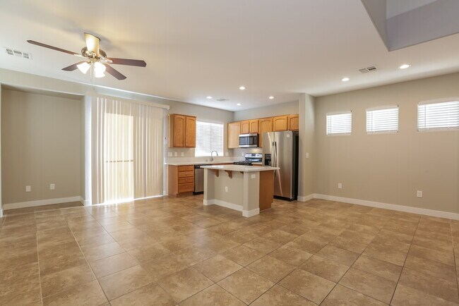 Building Photo - 5291 Railroad River Ave