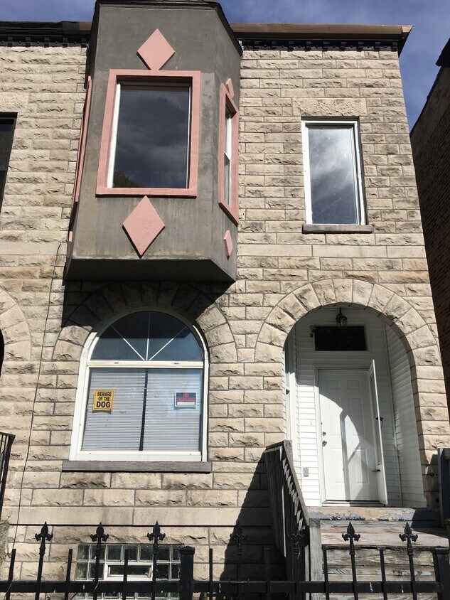 Primary Photo - 628 E 41st St