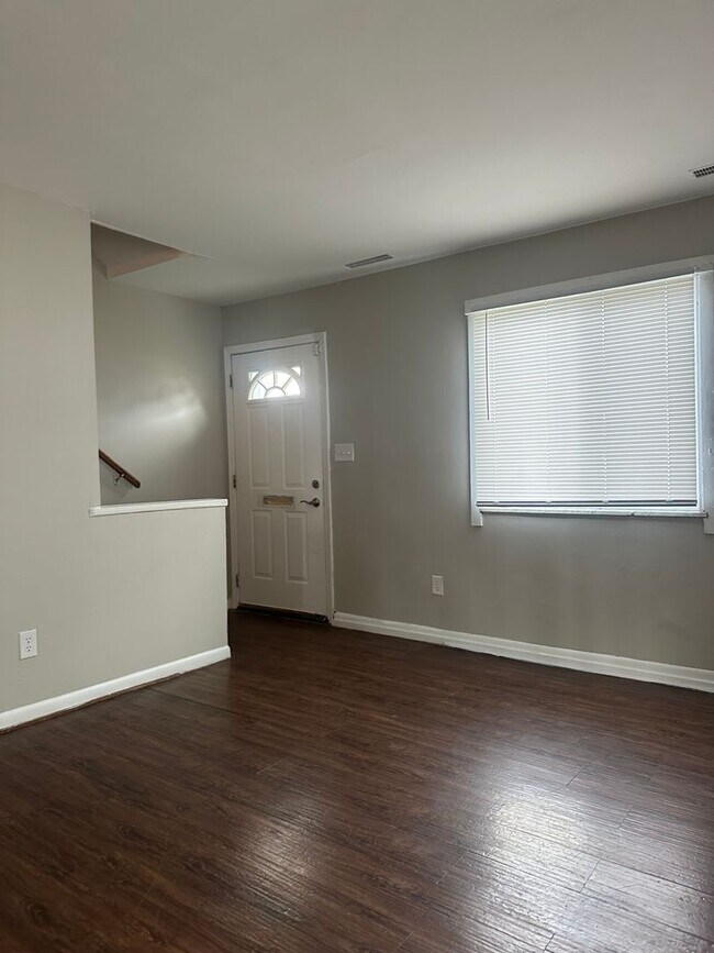Foto del edificio - 2957-2959-2959 E 11th Ave