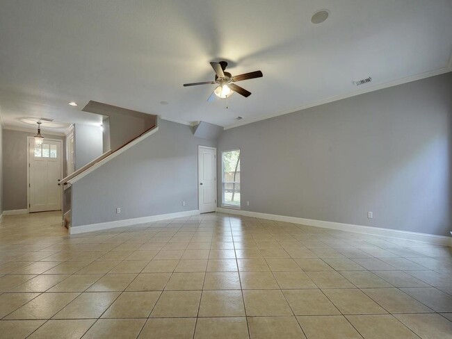 Foto del edificio - 6016 Wilcott Ct