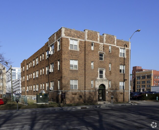 Devonshire Apartments Apartments 412 N Alabama St Indianapolis, IN
