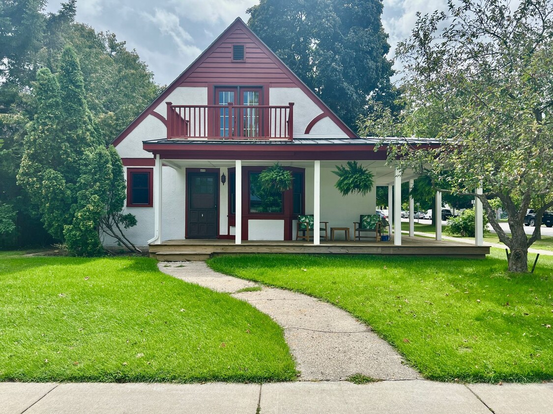 Foto principal - The Ideal TC Downtown Retreat