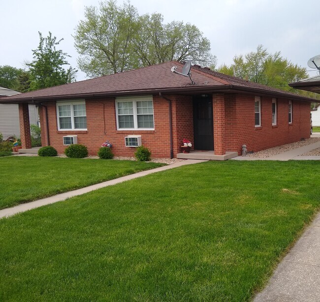607a W. Entrada norte - 607 W North St