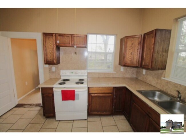 Foto del edificio - 207 S 6th St