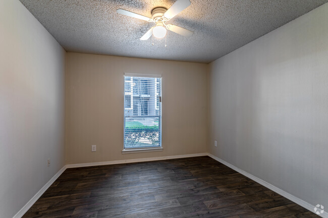 1BR,1BA - 594SF - A1 dormitorio - Creekstone