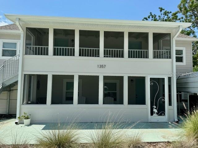 Foto del edificio - 1357 Lakeshore Dr