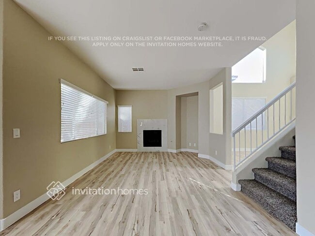 Building Photo - 909 Park Walk Ave