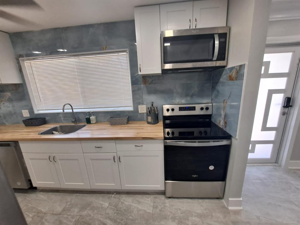 Foto principal - 2242 Polk St
