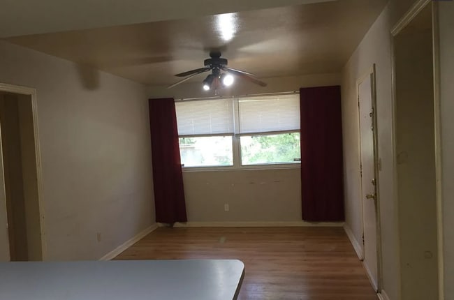 Photo - 1670 Pepper Dr Apartment